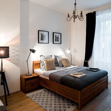 Apartment Gesse Brezinova Prága Kültér fotó