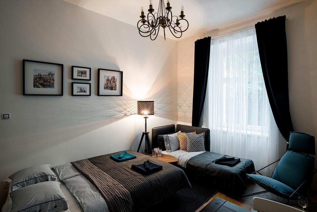 Apartment Gesse Brezinova Prága Kültér fotó