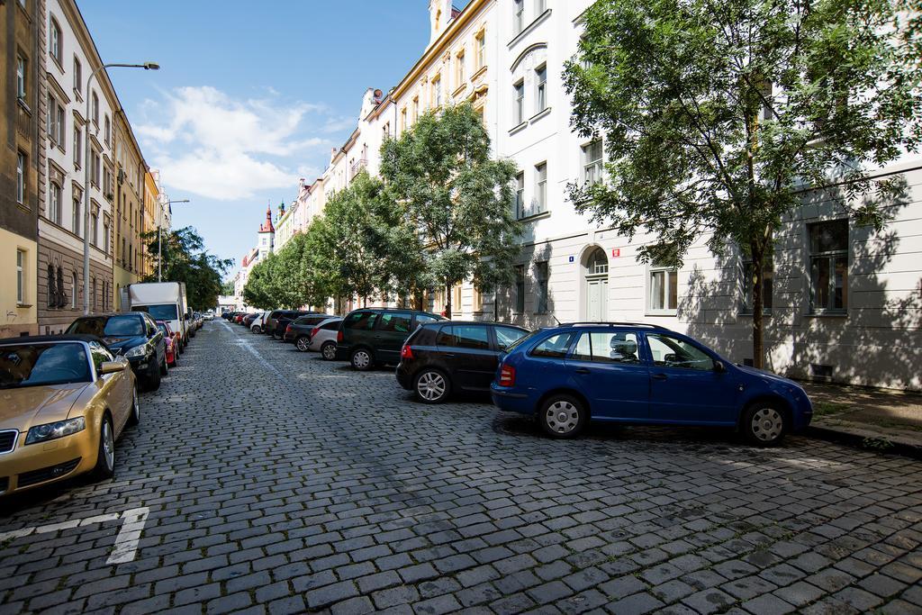 Apartment Gesse Brezinova Prága Kültér fotó