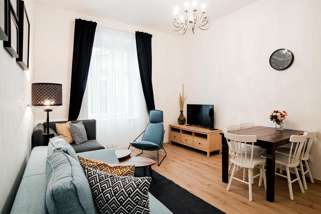 Apartment Gesse Brezinova Prága Kültér fotó