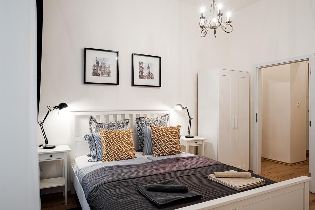 Apartment Gesse Brezinova Prága Kültér fotó
